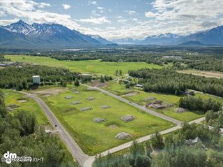 11913 E Fig Circle, Palmer, AK 99645