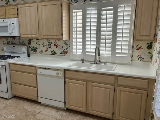 1136 Scenic Crest Drive, Henderson, NV 89052