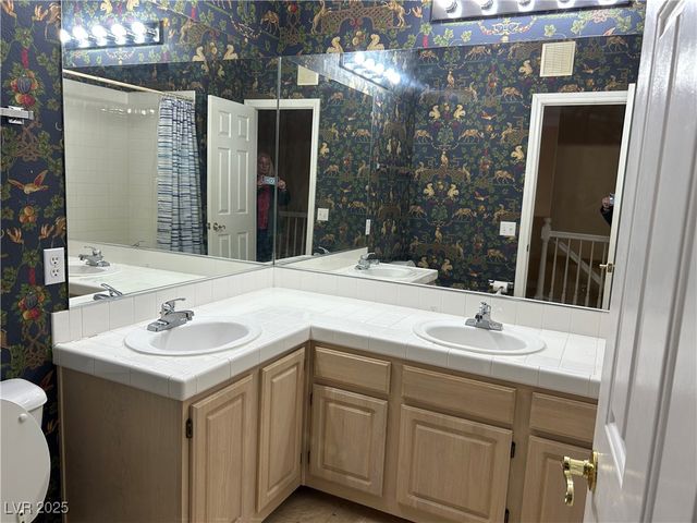 1136 Scenic Crest Drive, Henderson, NV 89052