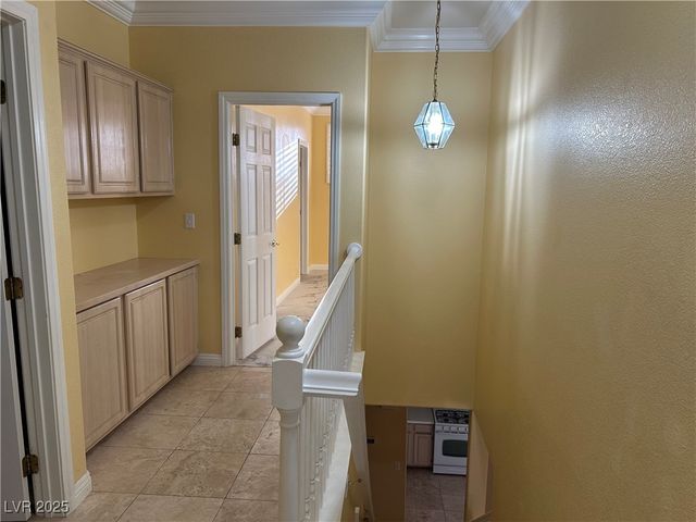 1136 Scenic Crest Drive, Henderson, NV 89052