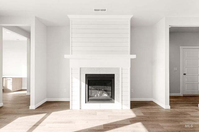 17749 N Hugh Glass Way, Nampa, ID 83687