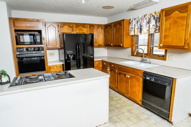 935 Banning Street, Marshfield, MO 65706