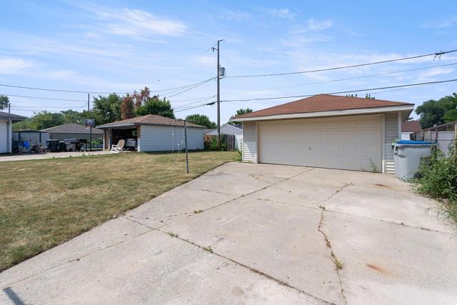 164 W Uncas AVENUE, Milwaukee, WI 53207
