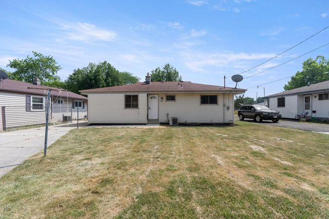 164 W Uncas AVENUE, Milwaukee, WI 53207