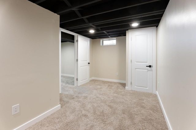 164 W Uncas AVENUE, Milwaukee, WI 53207