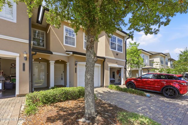 11355 ESTANCIA VILLA Circle 202, Jacksonville, FL 32246