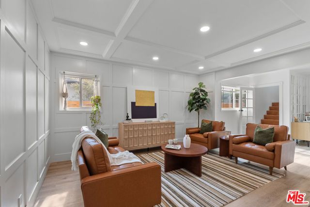 8421 Gonzaga Avenue, Los Angeles, CA 90045