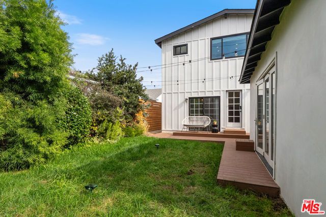 8421 Gonzaga Avenue, Los Angeles, CA 90045