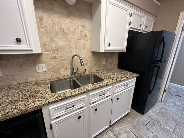 4525 Wapentate Dr, Corpus Christi, TX 78413