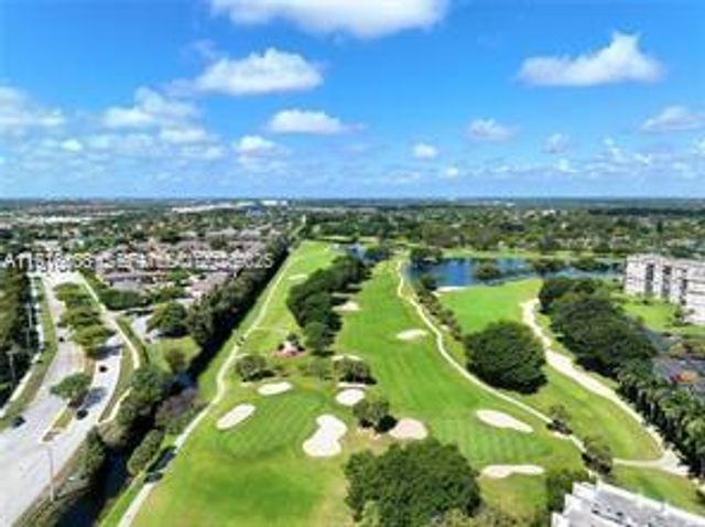 1300 Saint Charles Place L12, Pembroke Pines, FL 33026