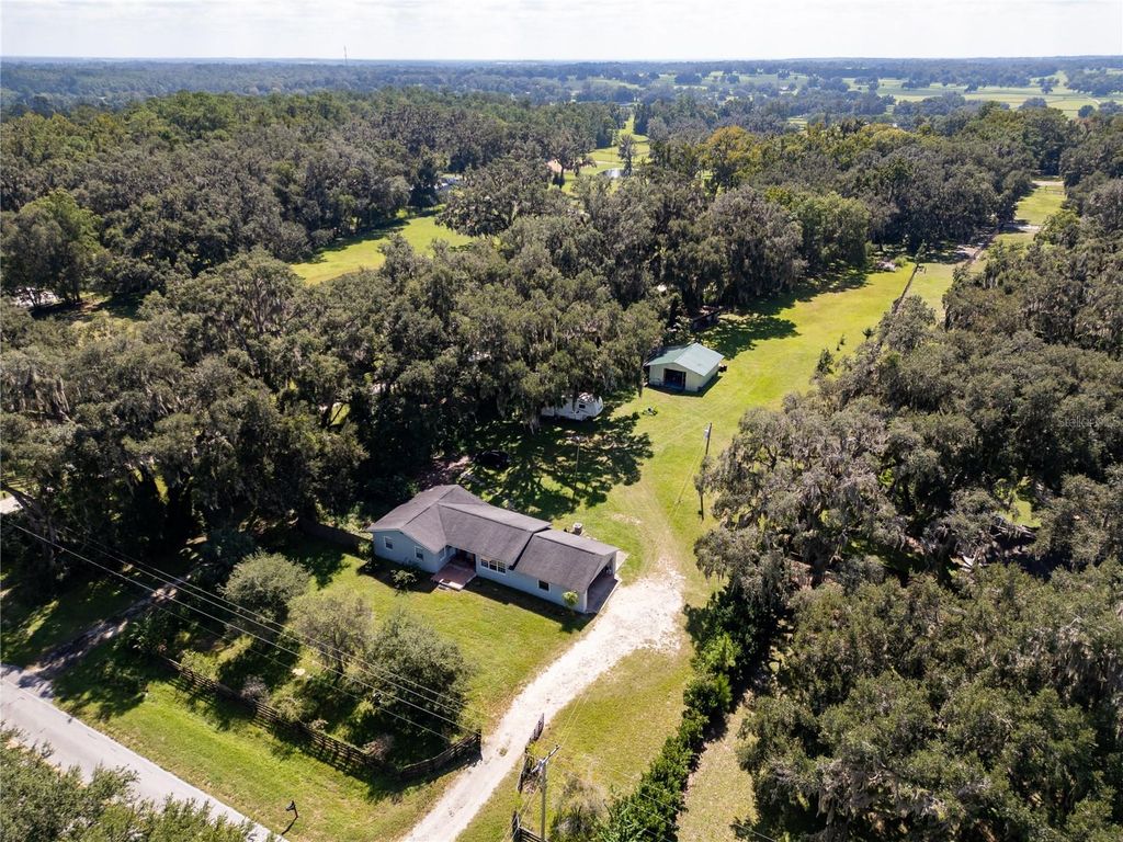 6896 W HIGHWAY 316, Reddick, FL 32686