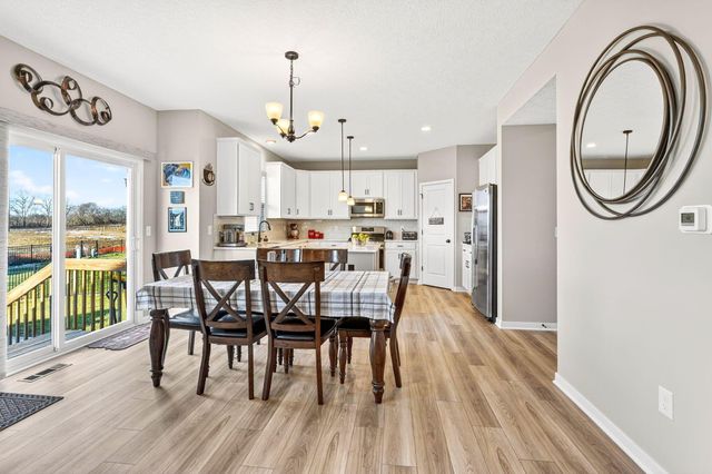 33 Erin Hills Road, Commercial Point, OH 43116