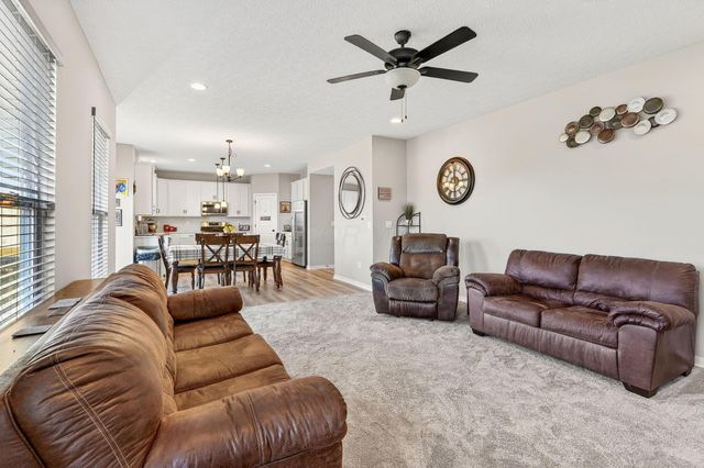 33 Erin Hills Road, Commercial Point, OH 43116