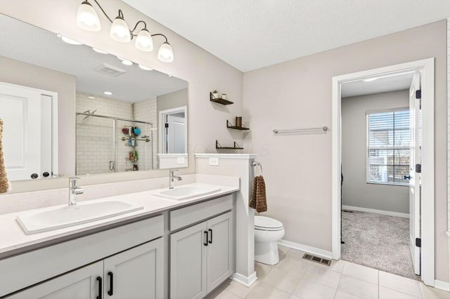 33 Erin Hills Road, Commercial Point, OH 43116