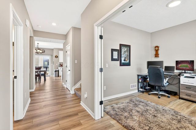 33 Erin Hills Road, Commercial Point, OH 43116