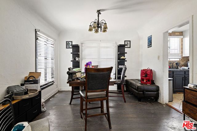 700 N Dillon Street, Los Angeles, CA 90026