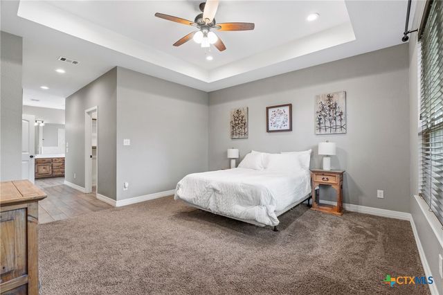 5562 Denmans Loop, Belton, TX 76513