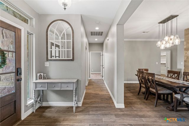 5562 Denmans Loop, Belton, TX 76513