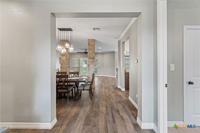 5562 Denmans Loop, Belton, TX 76513