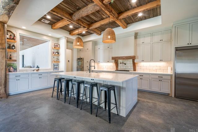 36211 Weiss Rd, Walker, LA 70785