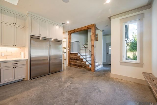 36211 Weiss Rd, Walker, LA 70785