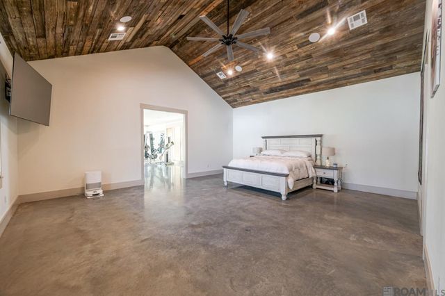 36211 Weiss Rd, Walker, LA 70785