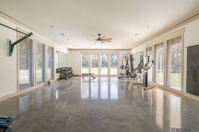 36211 Weiss Rd, Walker, LA 70785