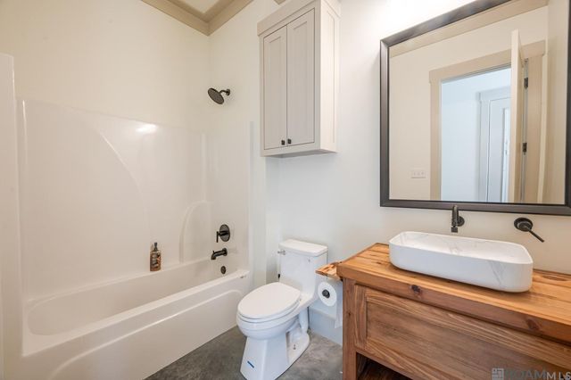 36211 Weiss Rd, Walker, LA 70785