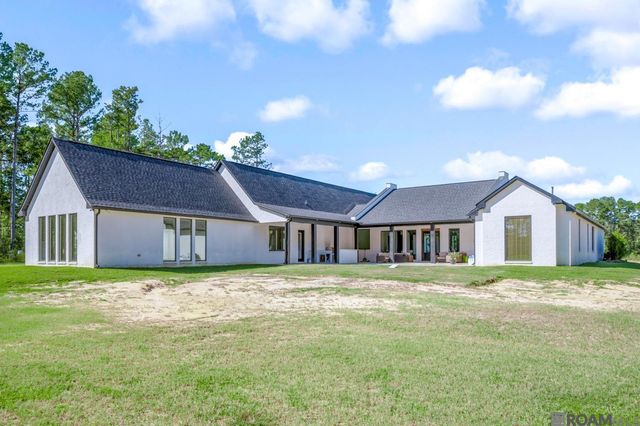 36211 Weiss Rd, Walker, LA 70785