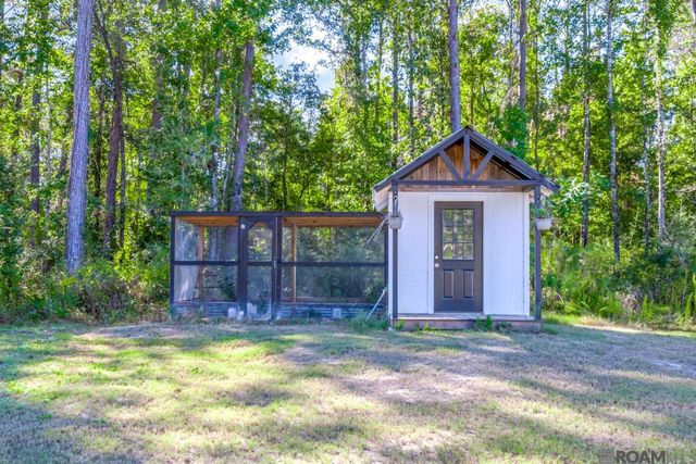 36211 Weiss Rd, Walker, LA 70785