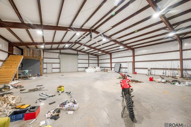 36211 Weiss Rd, Walker, LA 70785