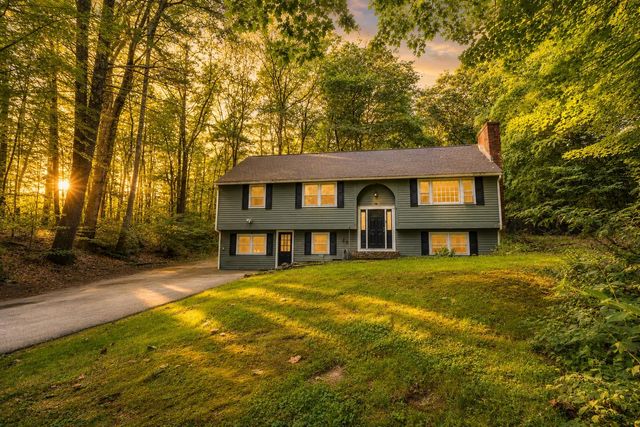 16 Mcgettigan Road, Milford, NH 03055