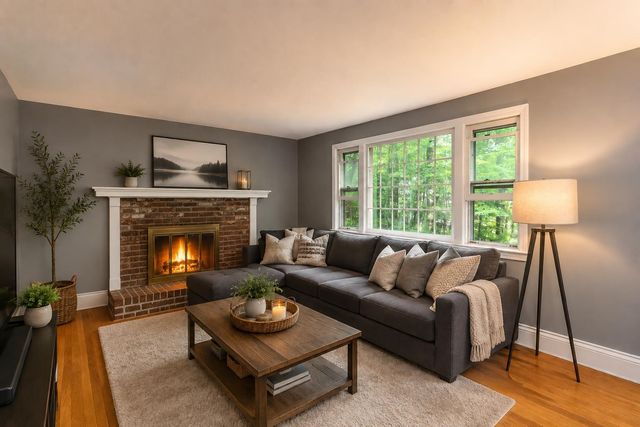 16 Mcgettigan Road, Milford, NH 03055