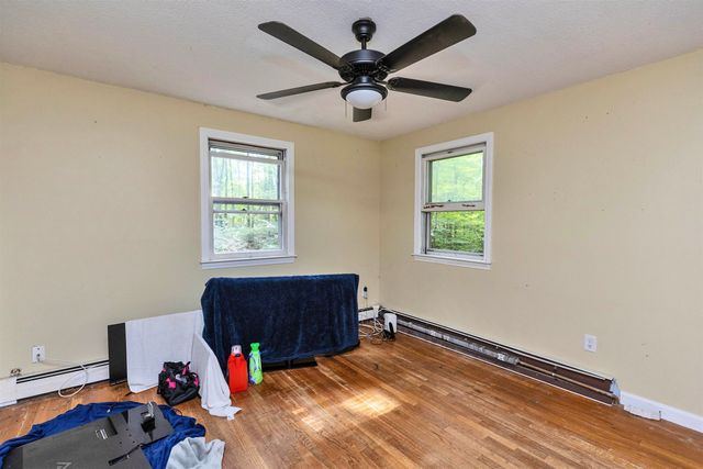 16 Mcgettigan Road, Milford, NH 03055