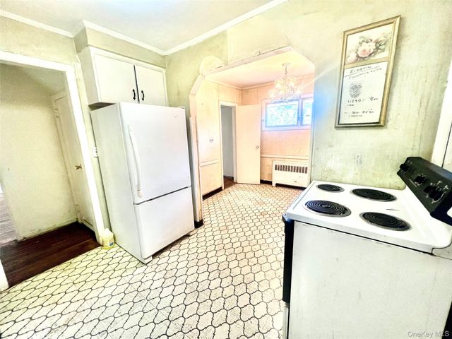 446 Howard Avenue, Woodmere, NY 11598