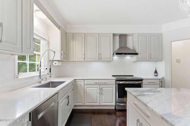 2317 Waverly Drive, Wilmington, NC 28403