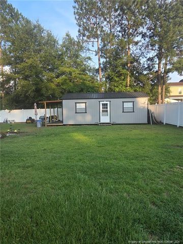 4611 Salem Prince Drive, Hope Mills, NC 28348
