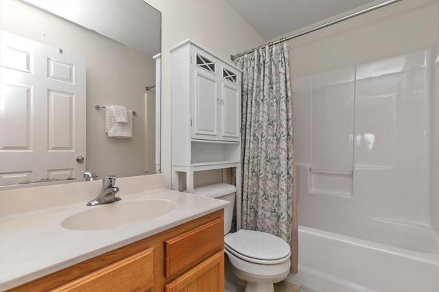 601 Orchard Hills Drive 6001, Norwalk, IA 50211