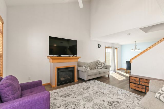 601 Orchard Hills Drive 6001, Norwalk, IA 50211