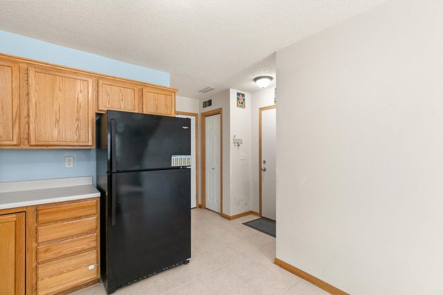 601 Orchard Hills Drive 6001, Norwalk, IA 50211