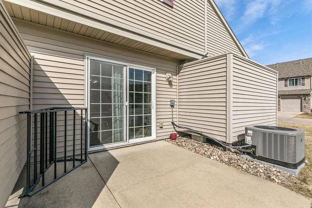 601 Orchard Hills Drive 6001, Norwalk, IA 50211