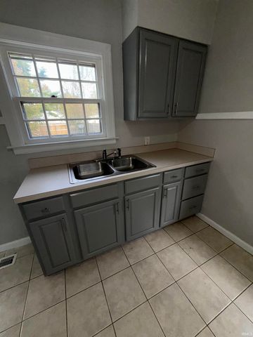 928 Negley Avenue, Evansville, IN 47711