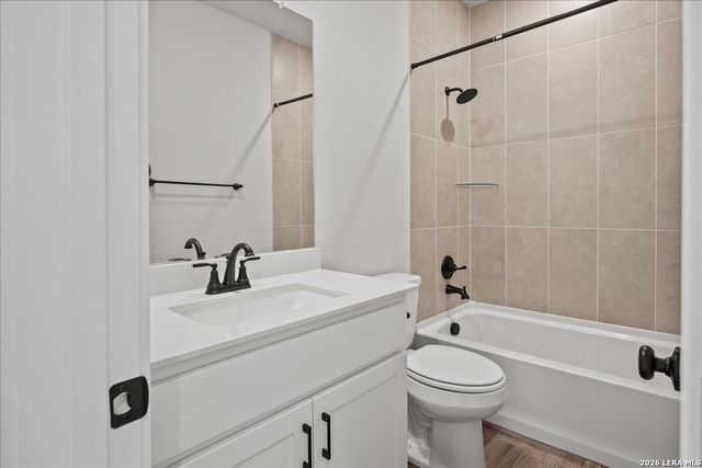 1844 pining, New Braunfels, TX 78132