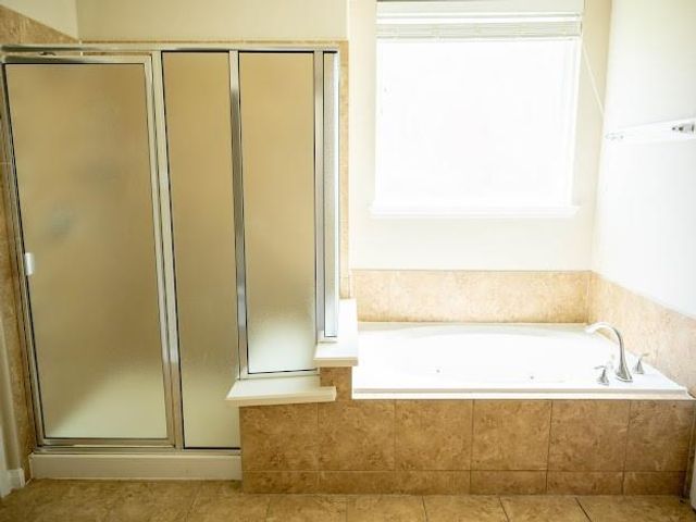 10007 Shire Green Lane, Richmond, TX 77407