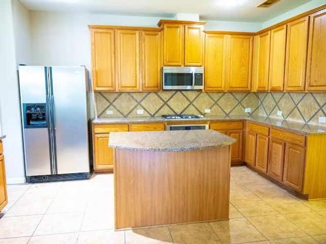 10007 Shire Green Lane, Richmond, TX 77407