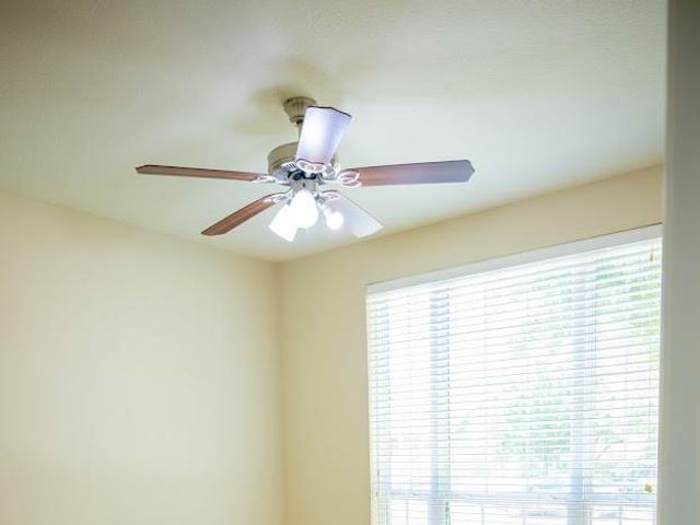 10007 Shire Green Lane, Richmond, TX 77407