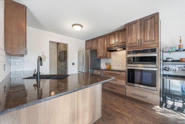 207 Hamilton Meadows Cove, Fort Wayne, IN 46814