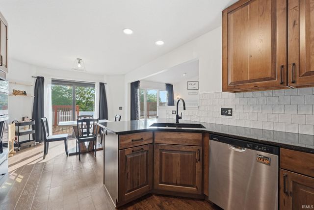 207 Hamilton Meadows Cove, Fort Wayne, IN 46814