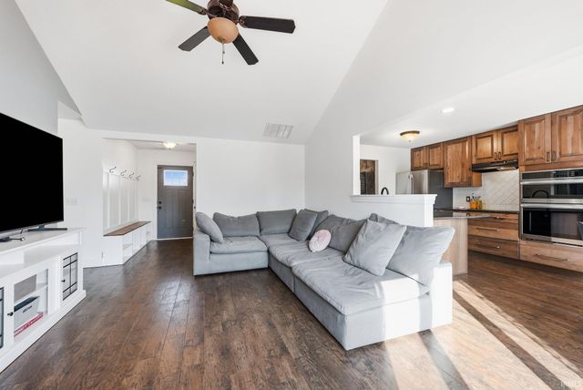 207 Hamilton Meadows Cove, Fort Wayne, IN 46814