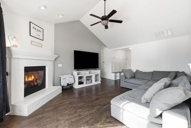 207 Hamilton Meadows Cove, Fort Wayne, IN 46814